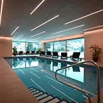 فندق رومانتك شوايزرهوف 5*
