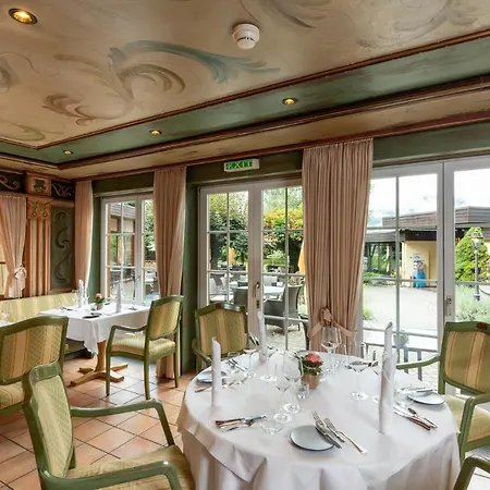 Romantik Schweizerhof Hotel