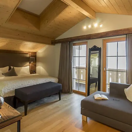 Romantik Schweizerhof Hotel 5*