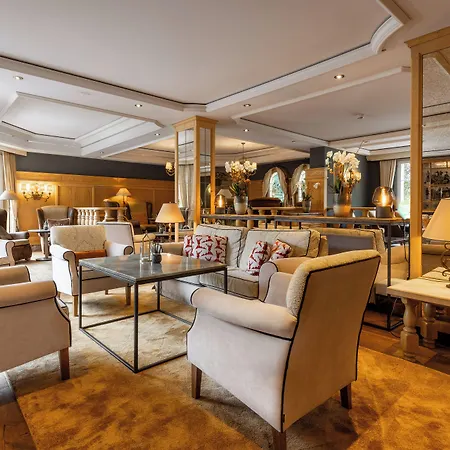 Romantik Schweizerhof Hotel 5*