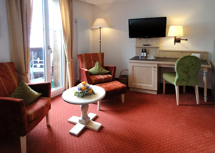 Romantik Schweizerhof Hotel 5*