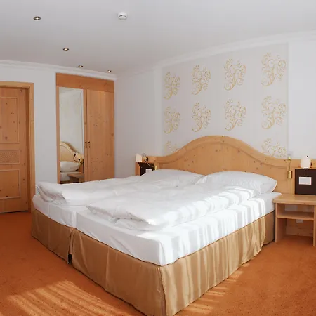 Romantik Schweizerhof Hotel