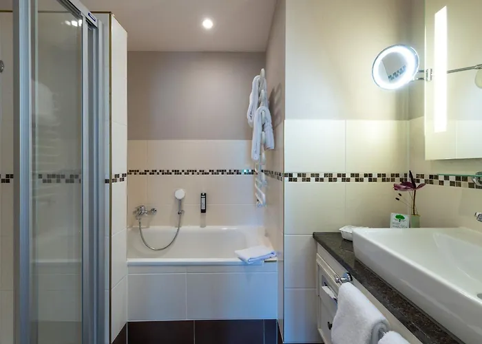 Romantik Schweizerhof Szálloda