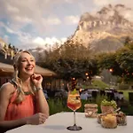 Отель Romantik Schweizerhof 5*